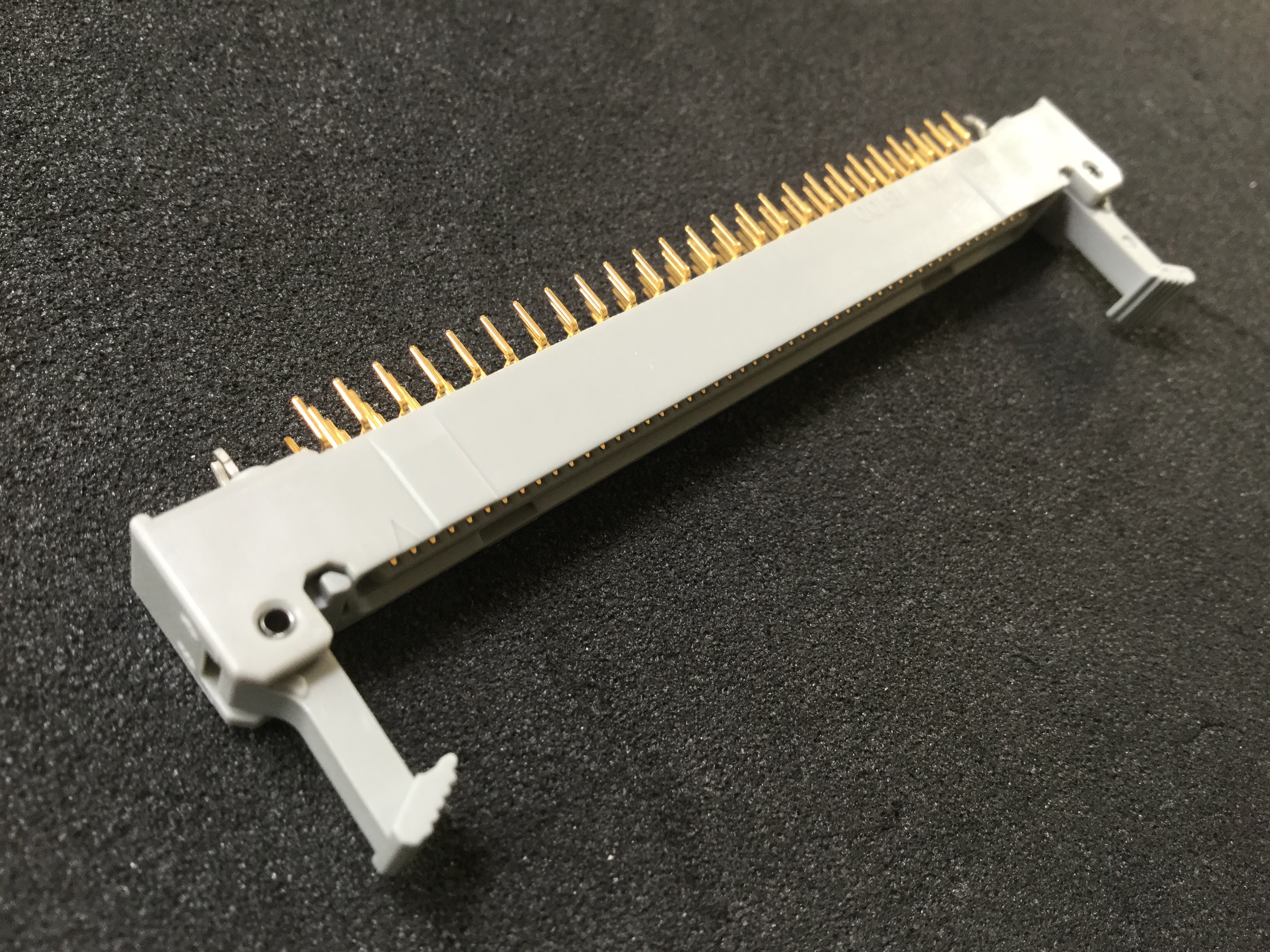 1B100-63A2PE