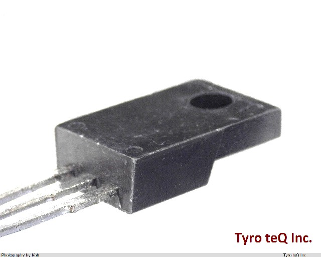 2SB1495