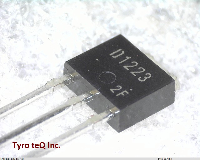 2SD1223