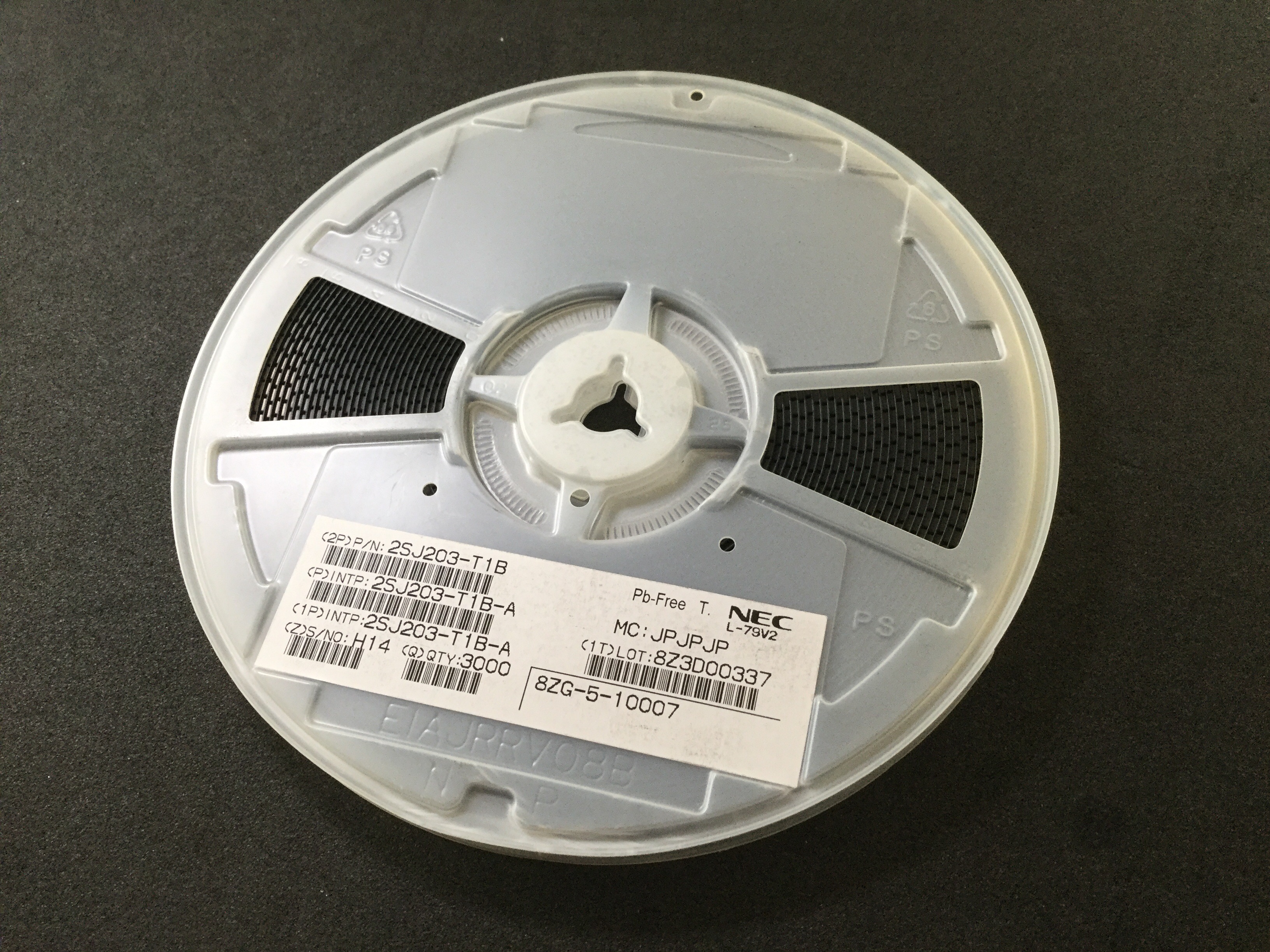 2SJ203-T1B-A