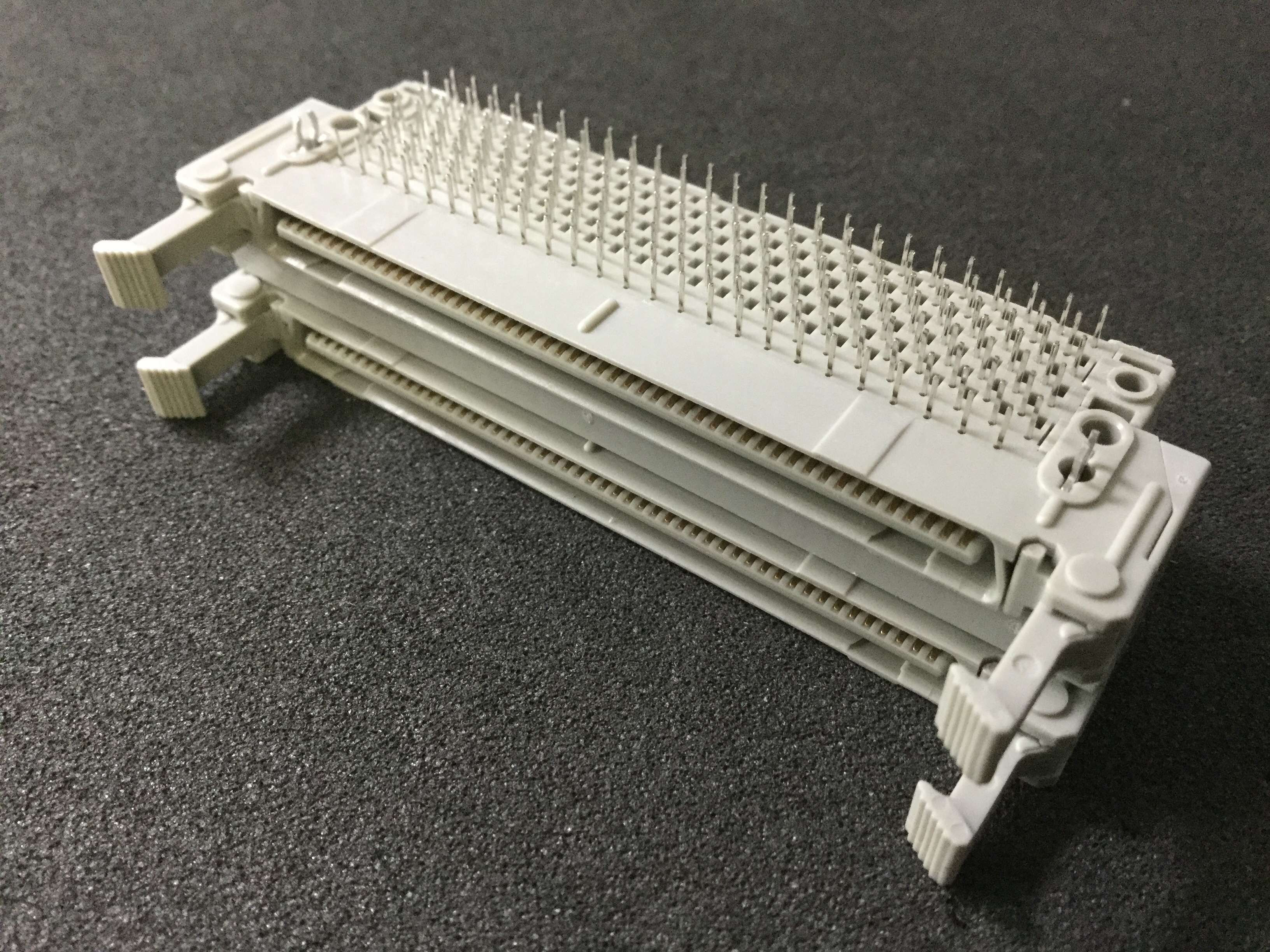 1F200-73A2 PE