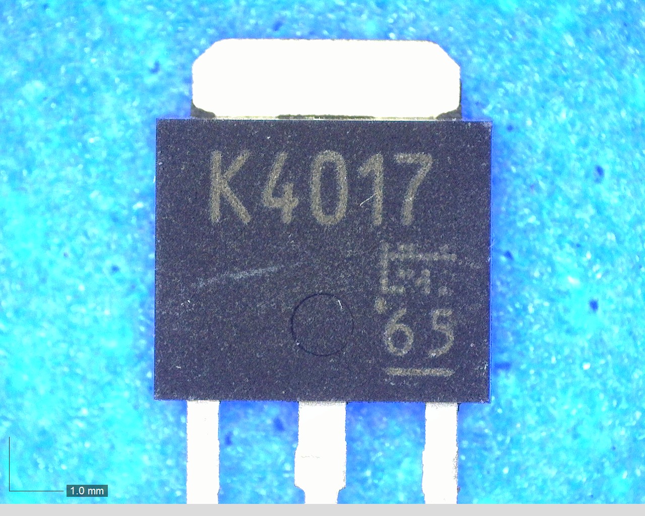 2SK4017(Q)