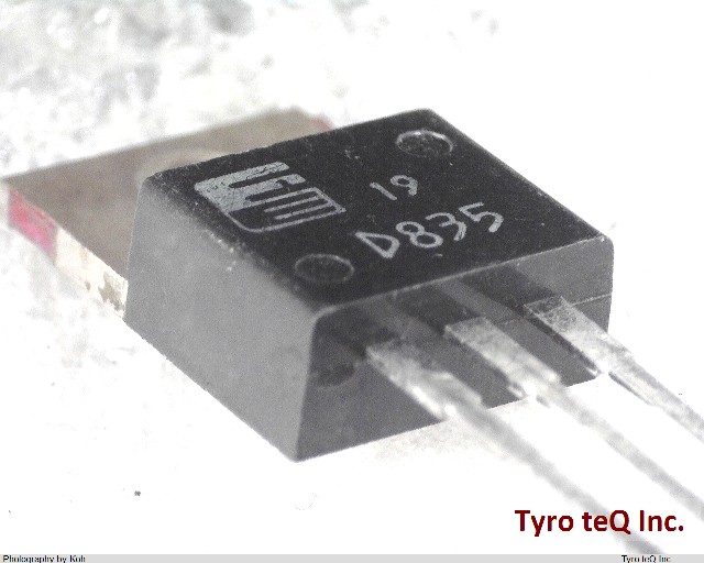 2SD835