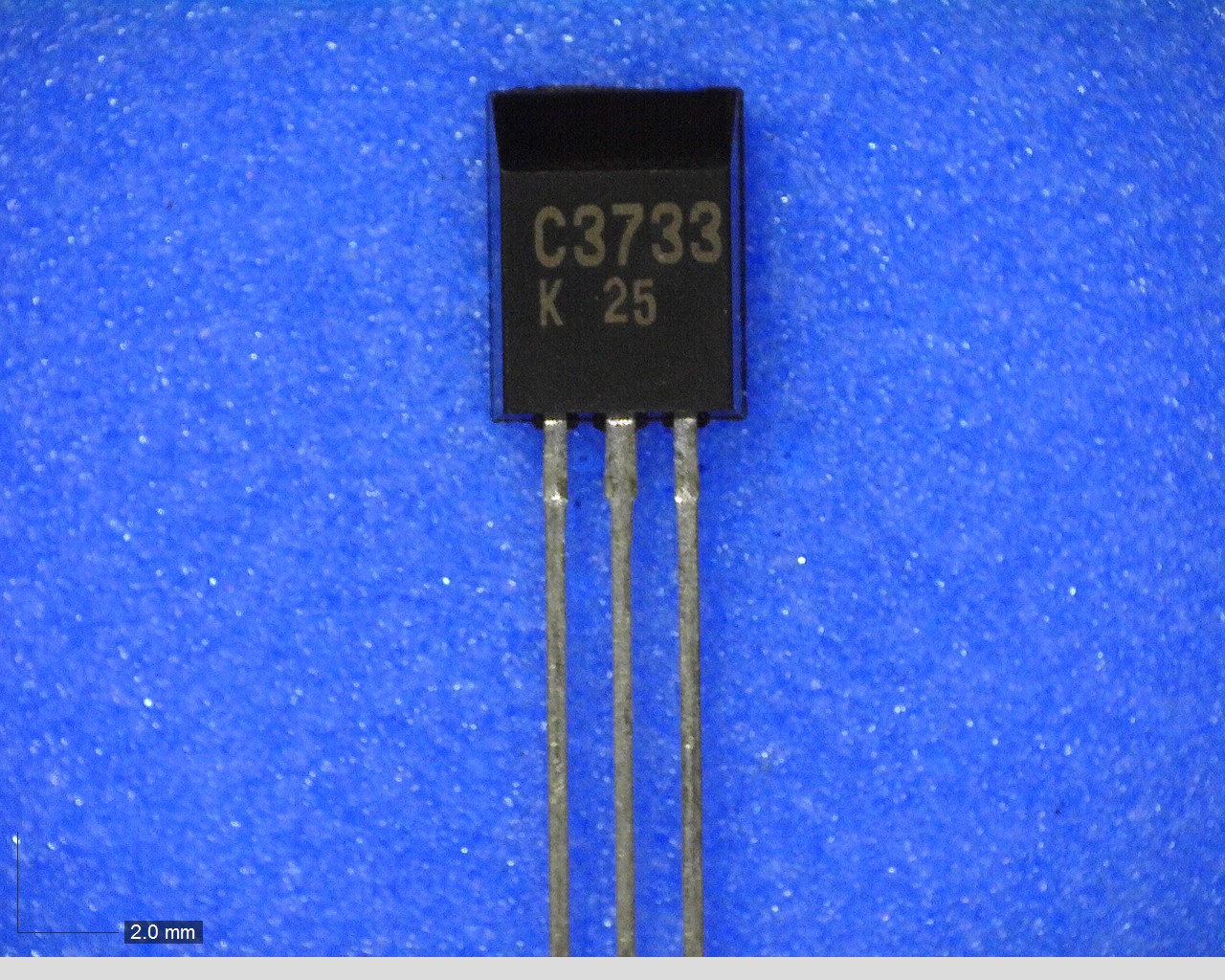 2SC3733　
