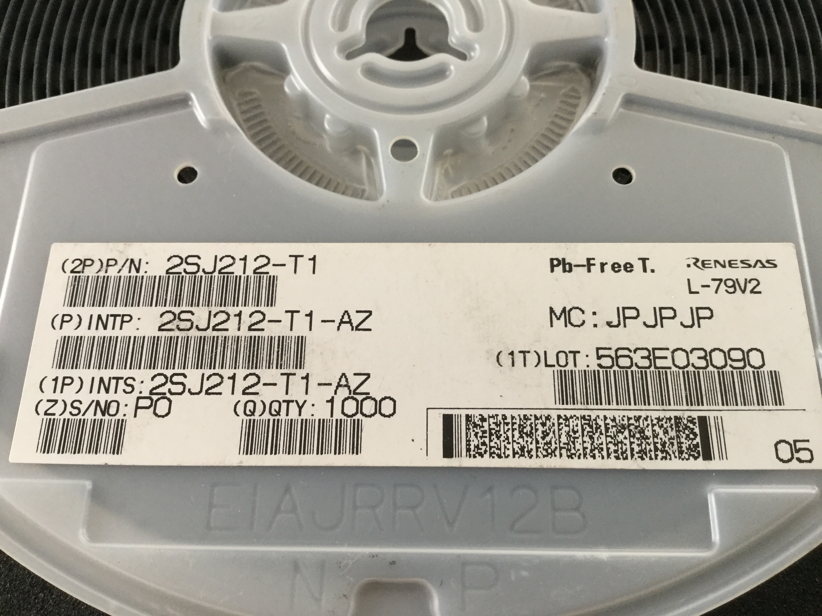 2SJ212-T1-AZ