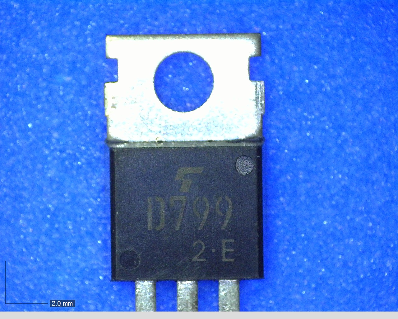 2SD799