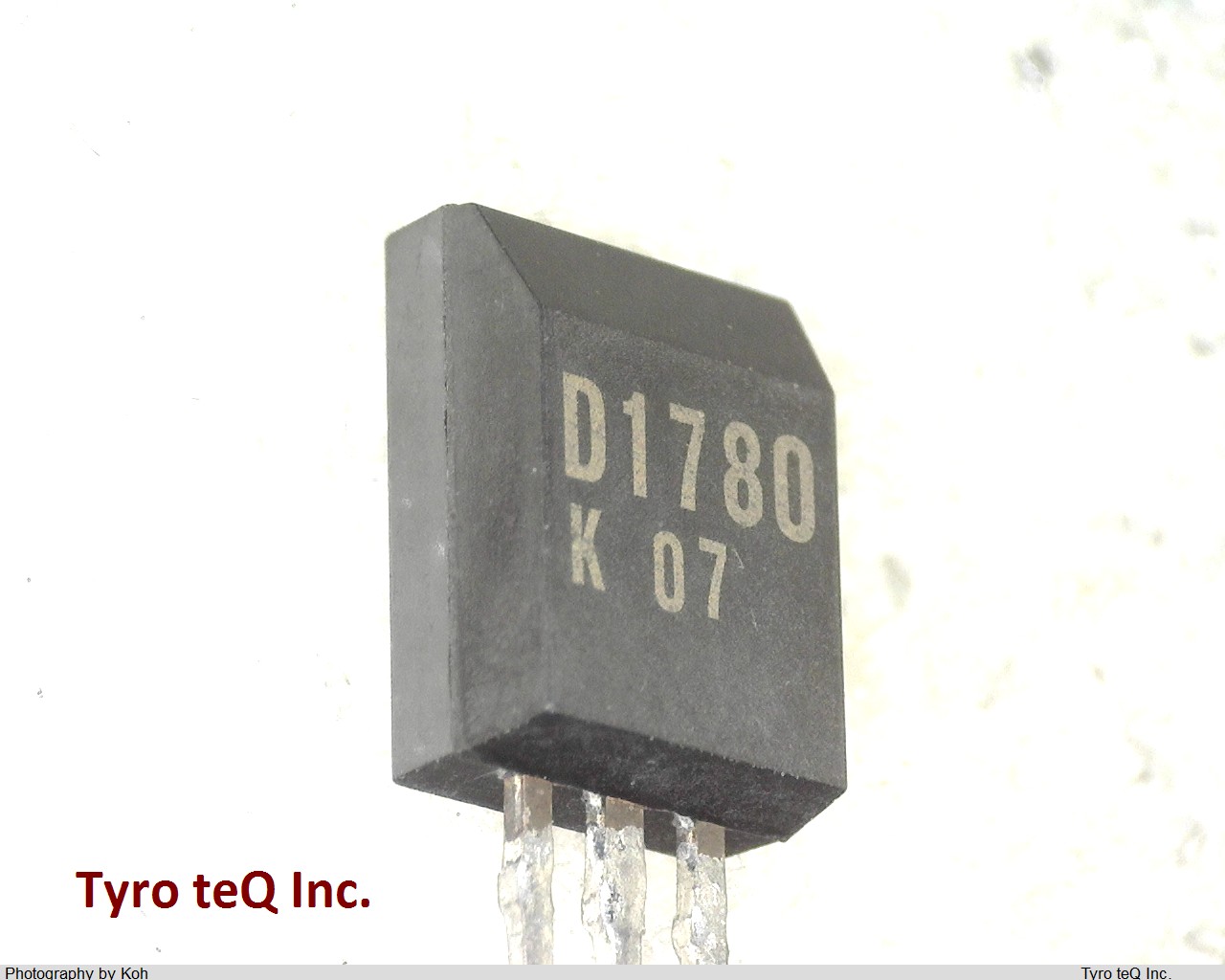 2SD1780