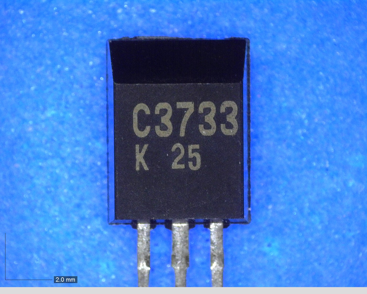 2SC3733　