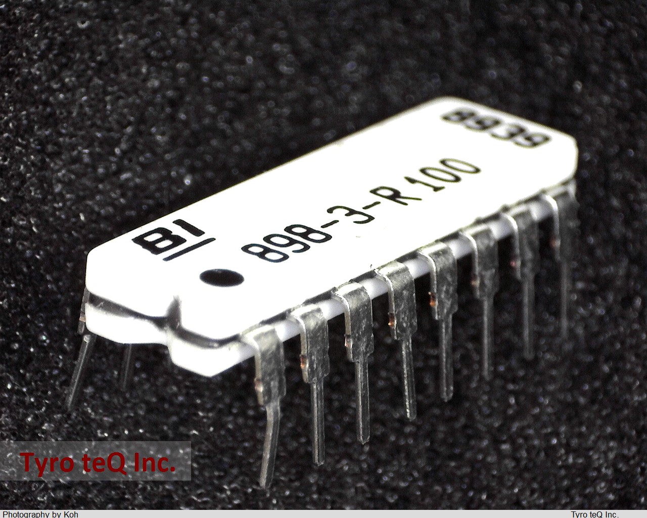898-3-R100