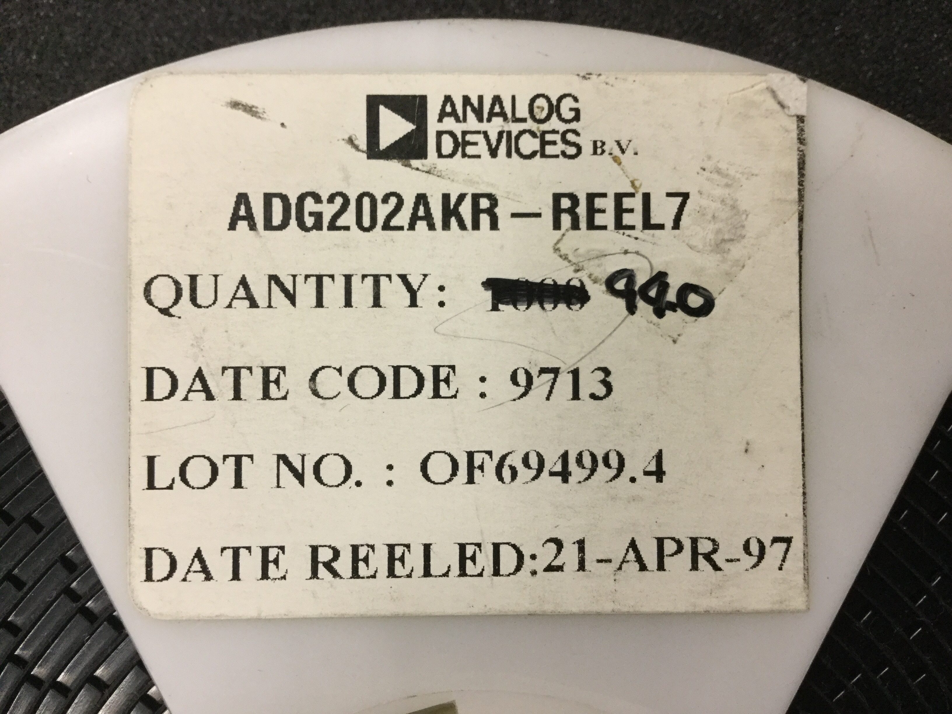 ADG202AKR-REEL7