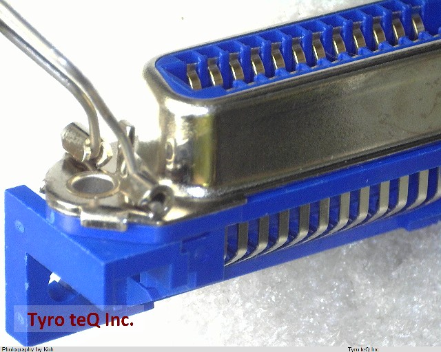 57LE-40240-77C0