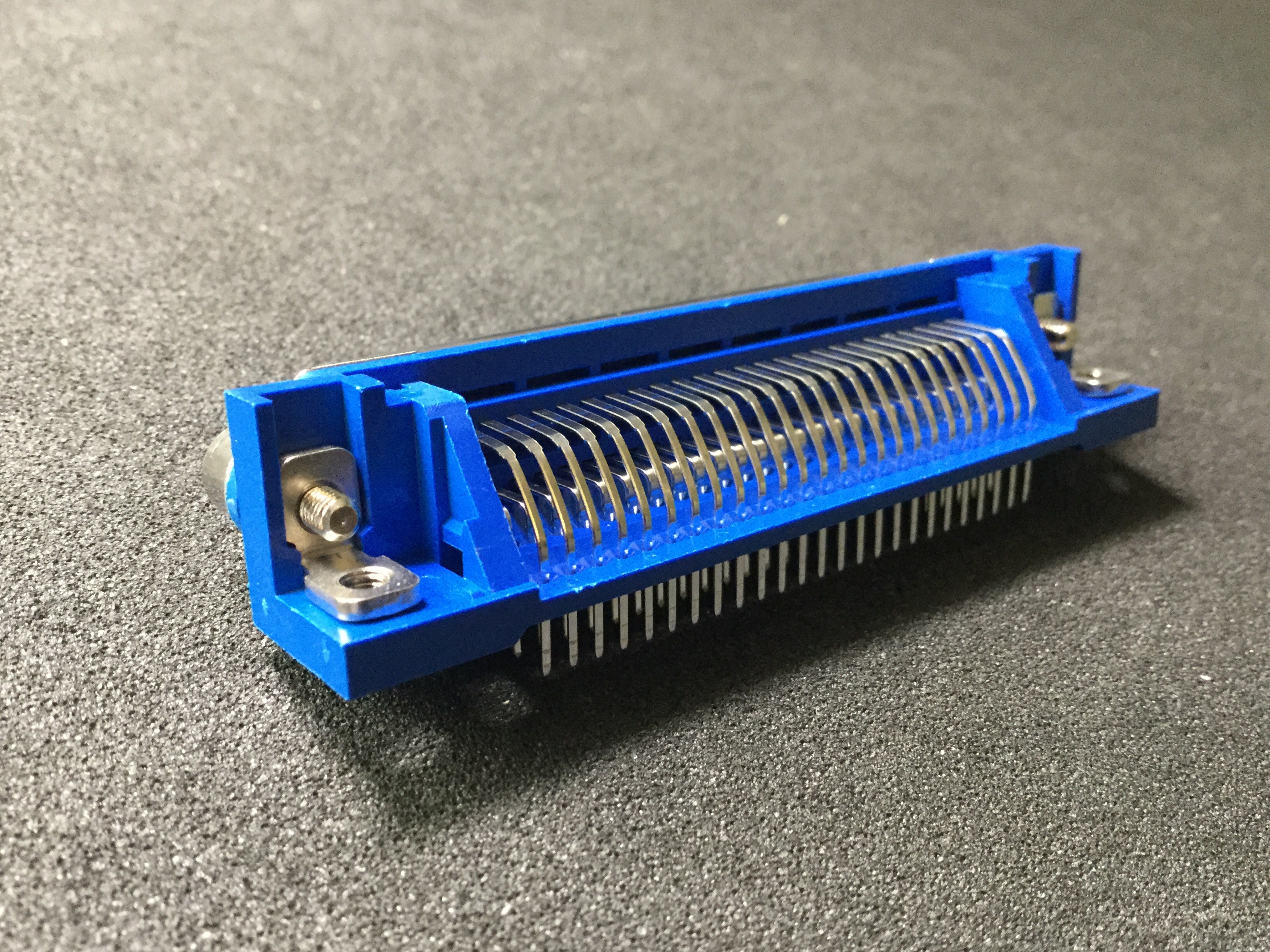 57LE-20500-7700D35G