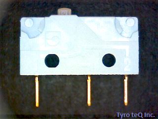 831704C3.0