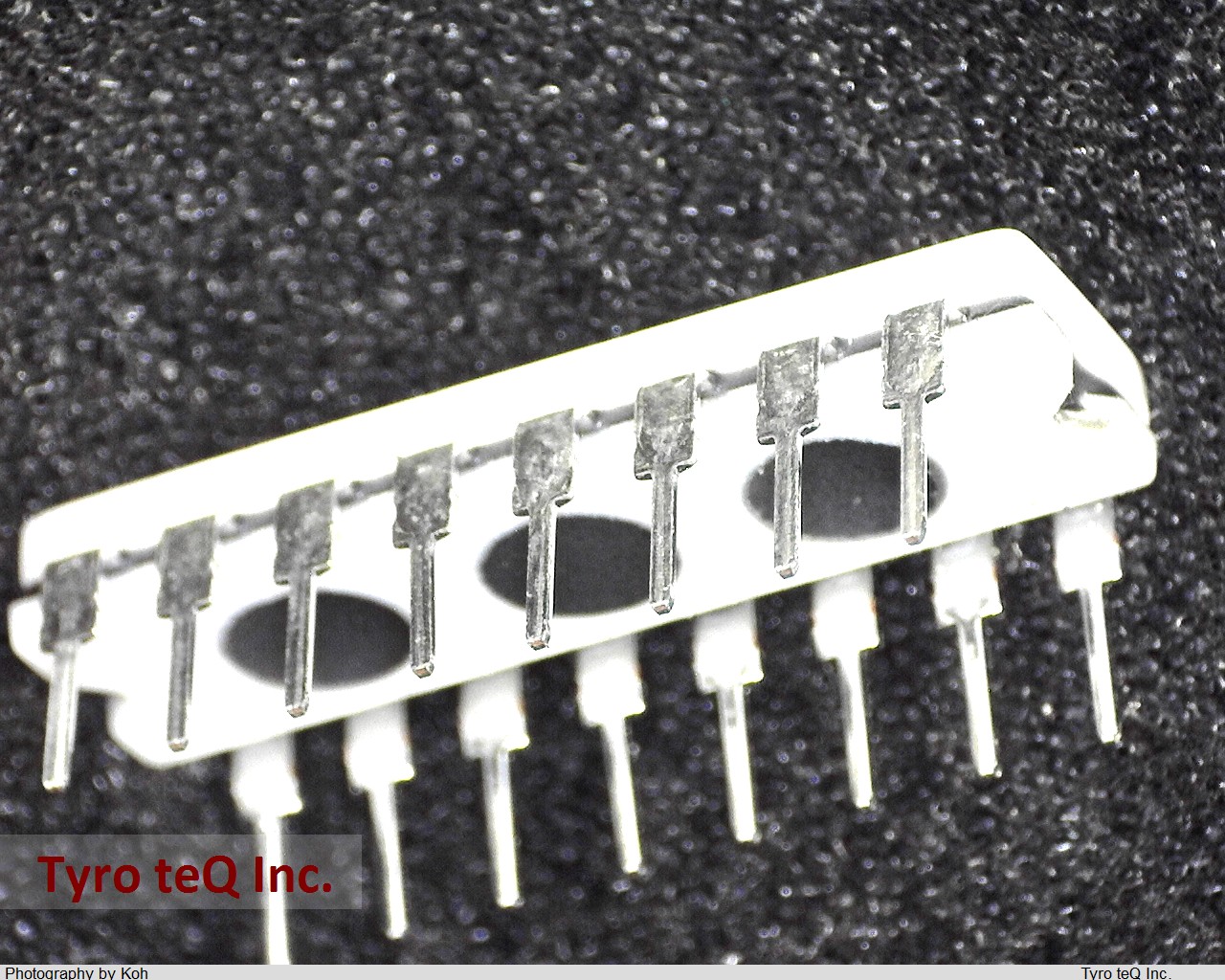 898-3-R100