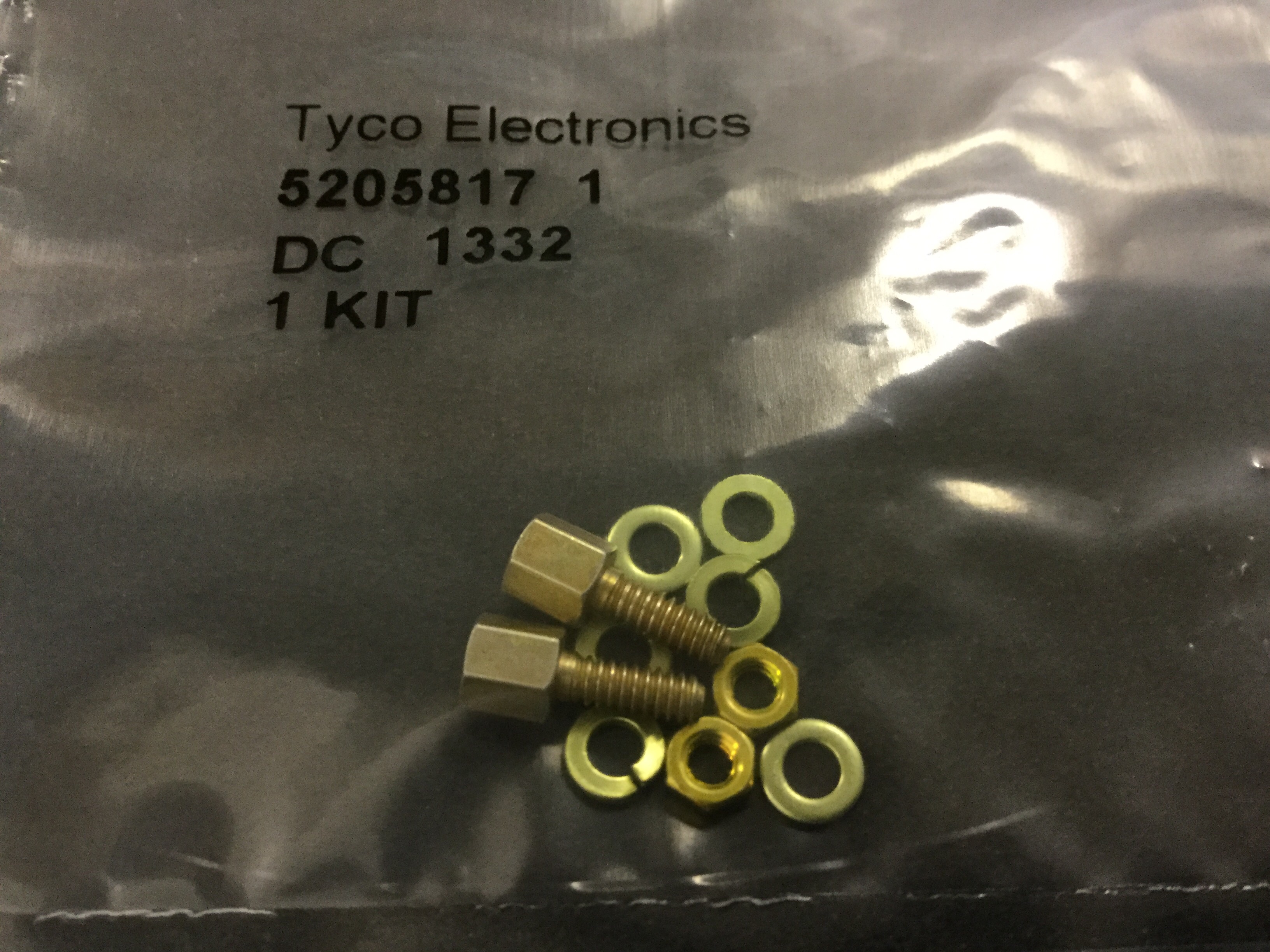 5205817-1