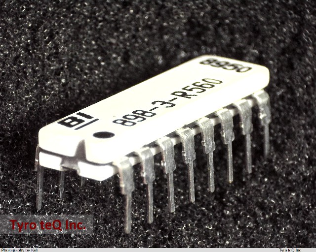 898-3-R560