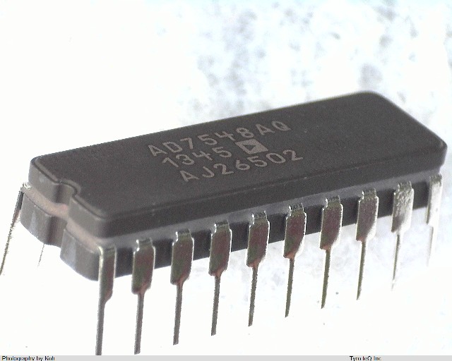 AD7548AQ