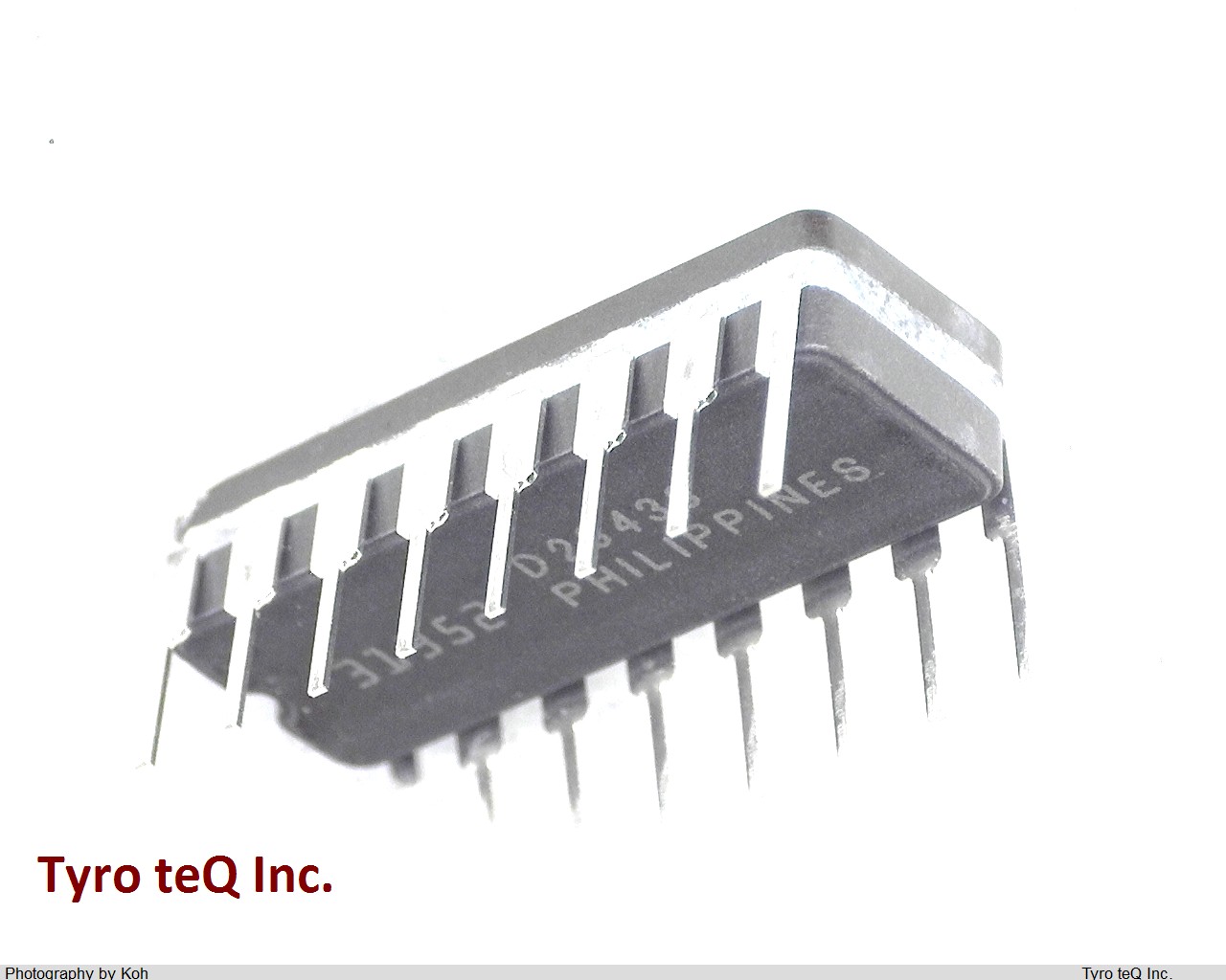 AD652AQ