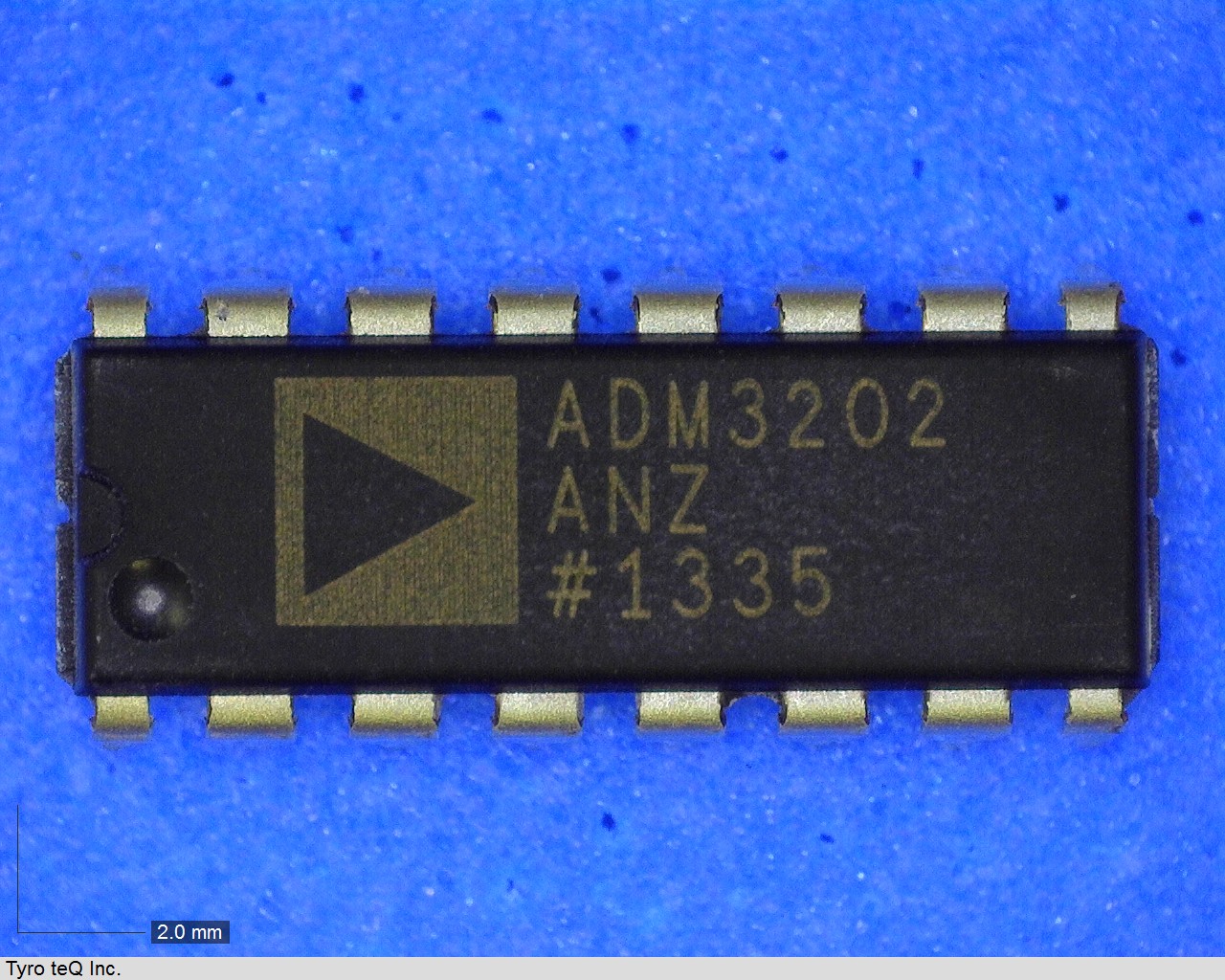 ADM3202ANZ