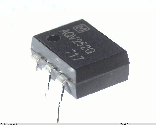 AQV252G