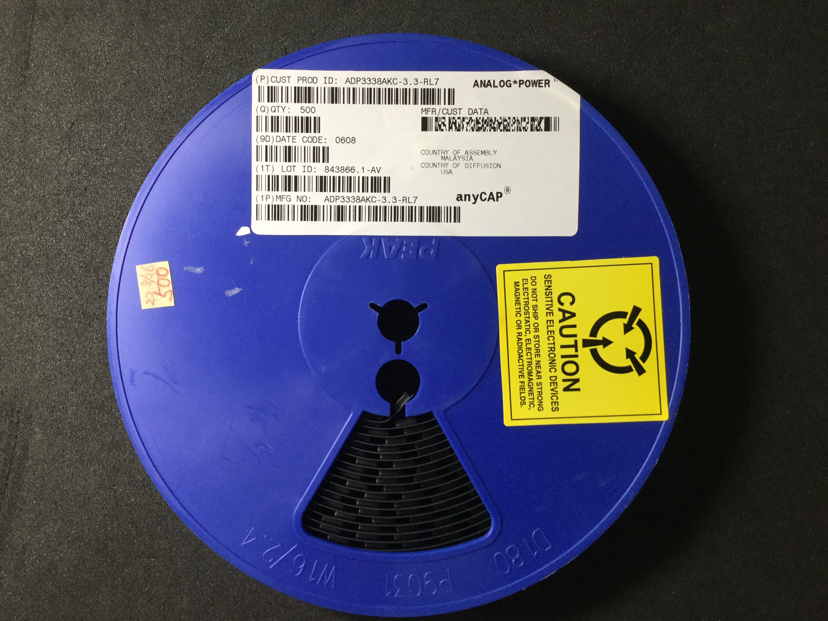 ADP3338AKC-3.3-RL7