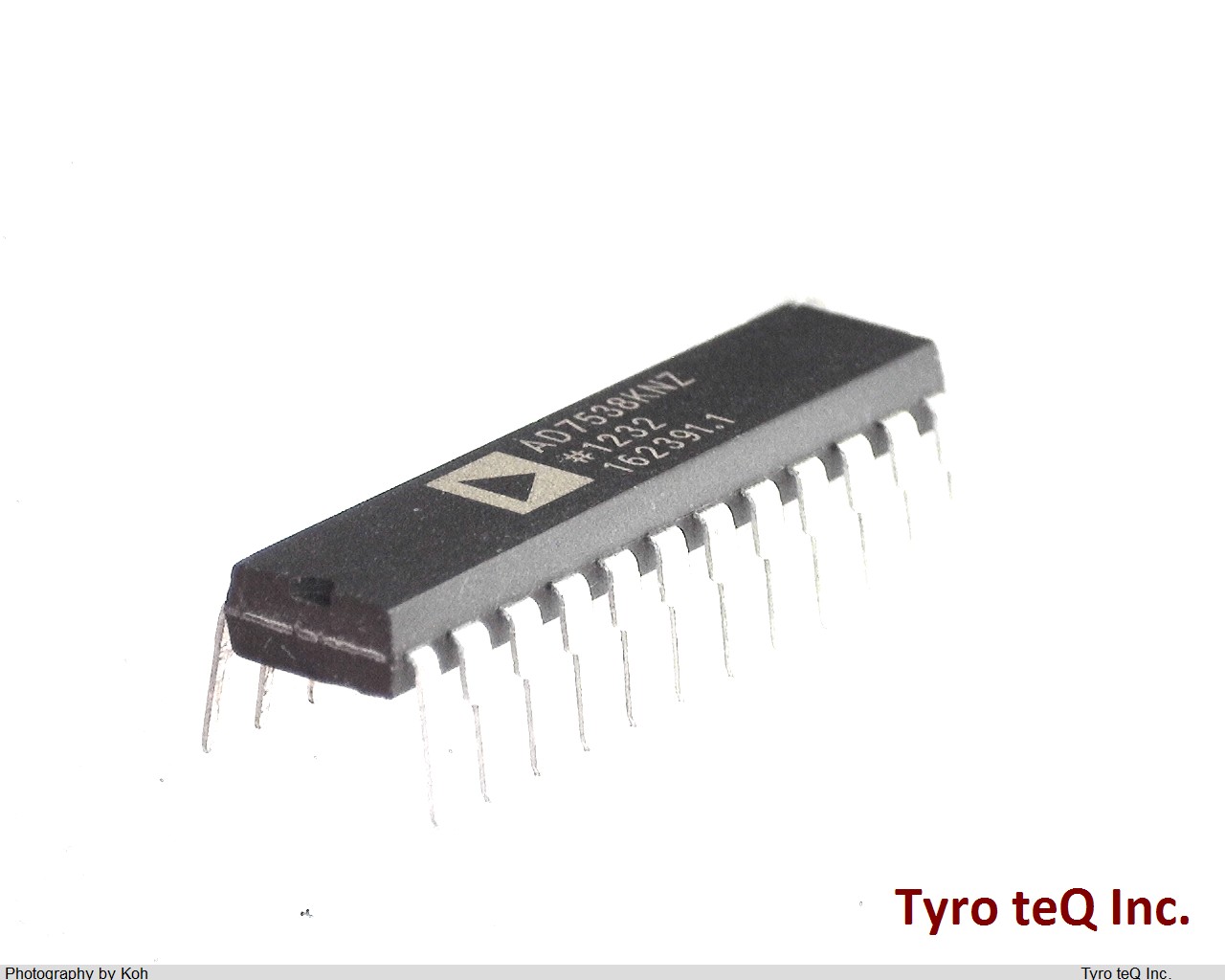 AD7538KNZ