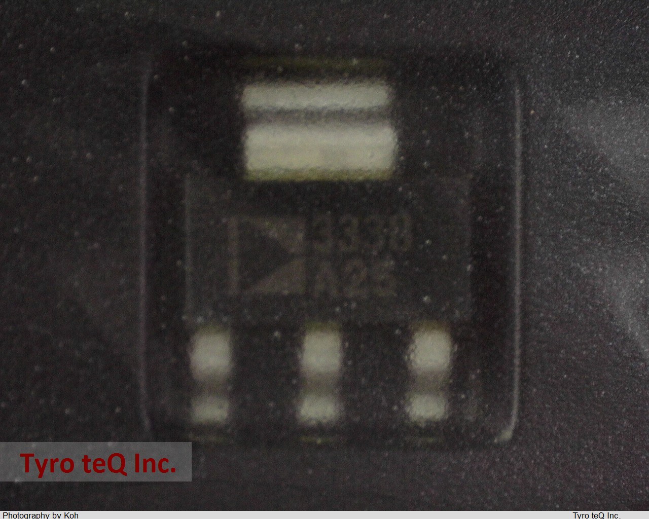 ADP3338AKC-2.5-RL7