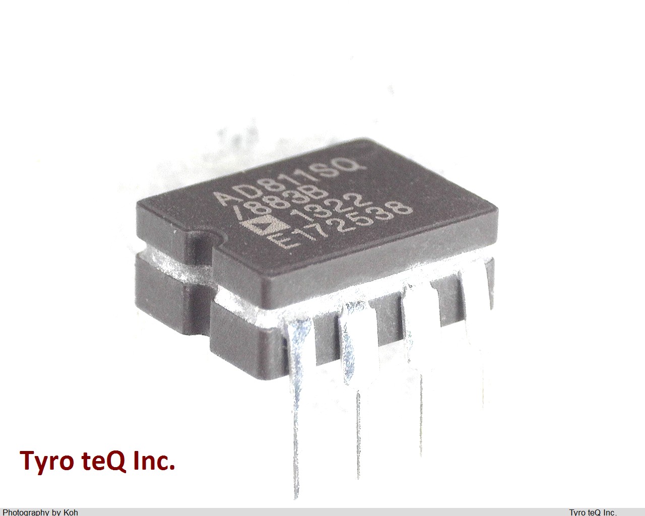 AD811SQ/883B