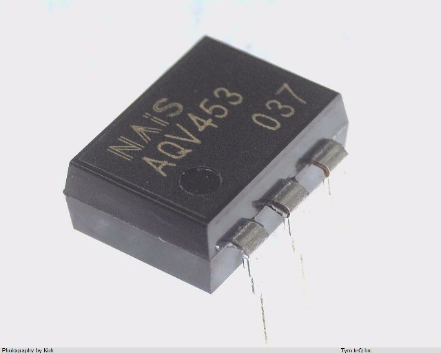 AQV453