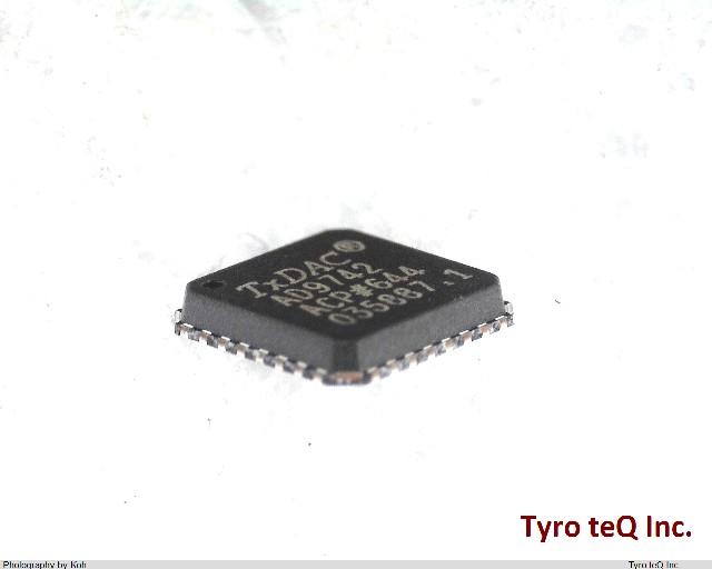 AD9742ACPZ