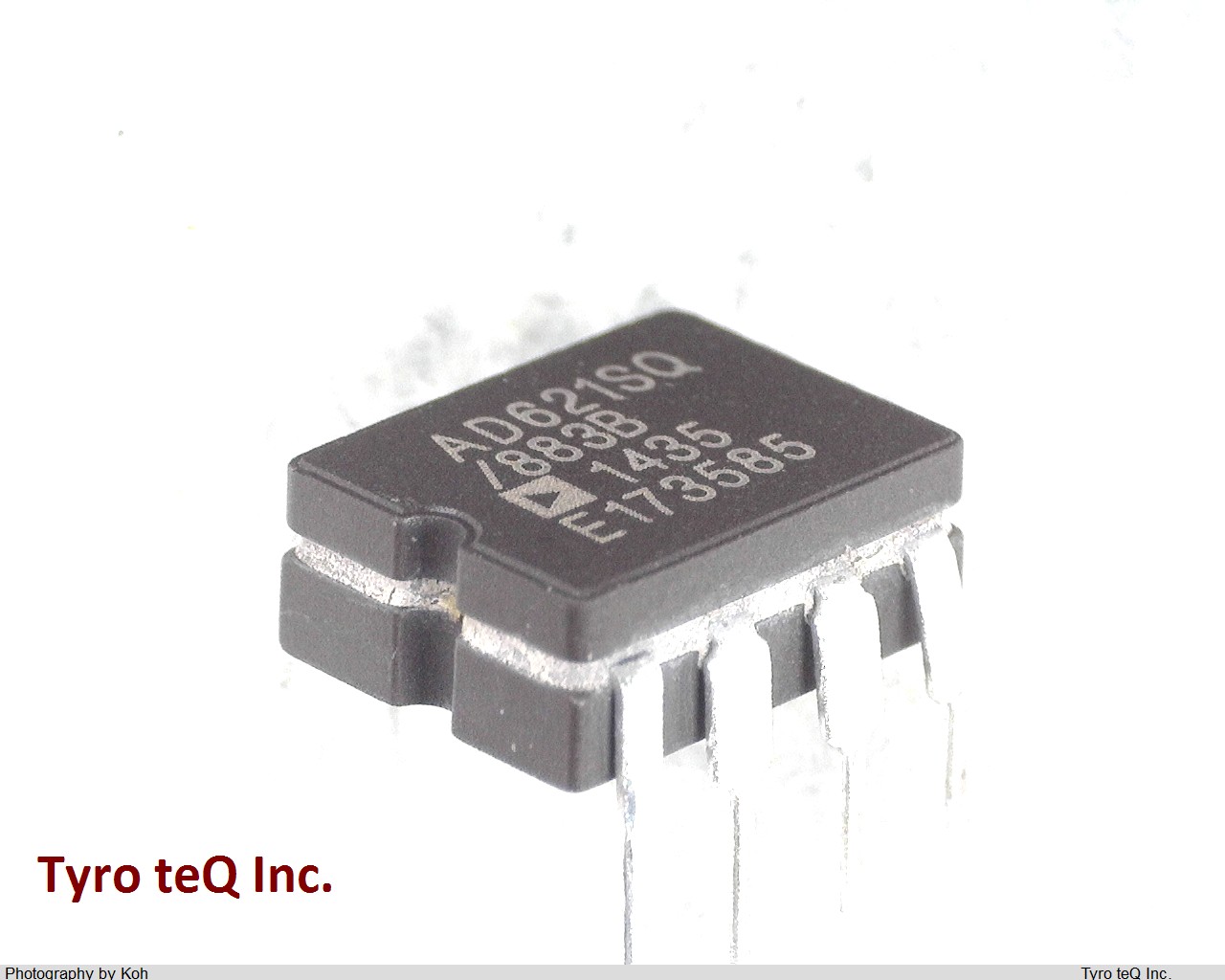 AD621SQ/883B