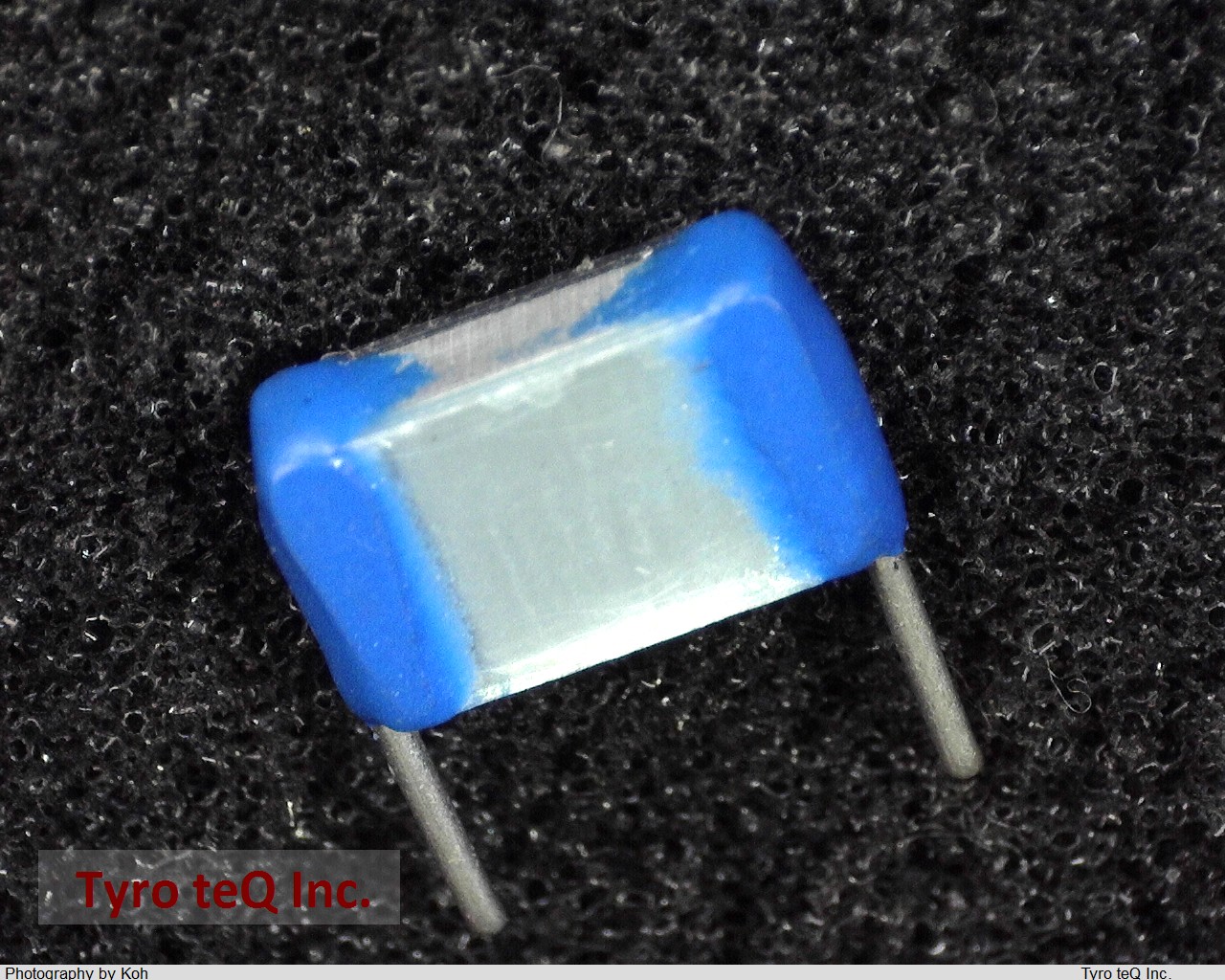 B32520C1104K289