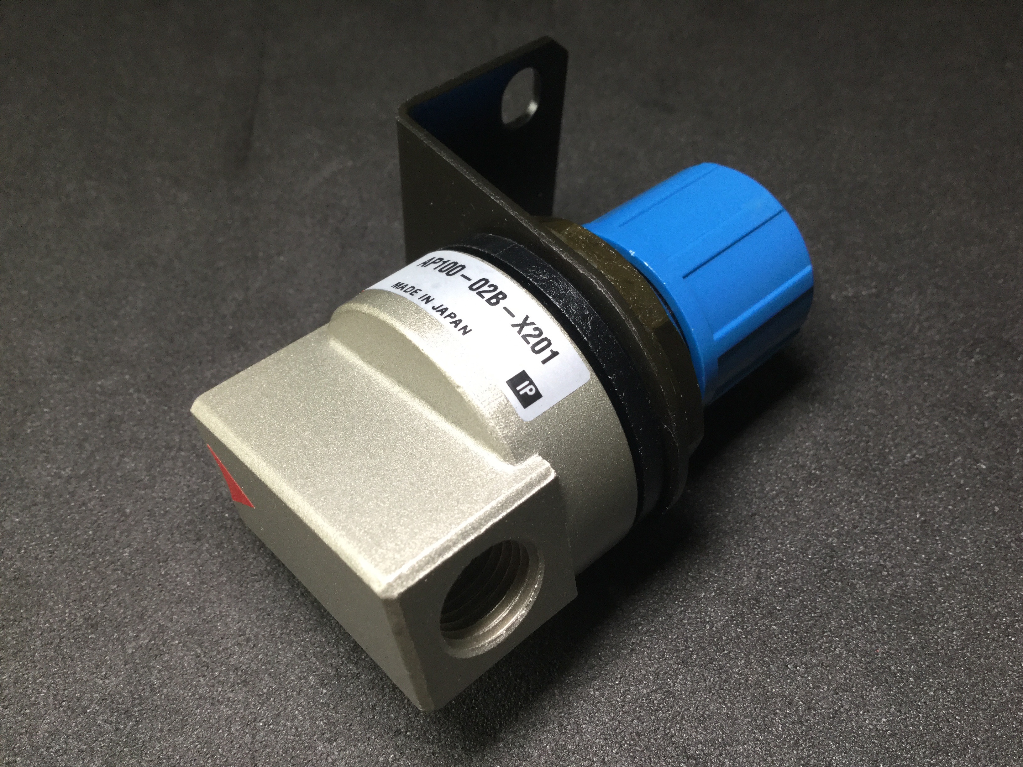AP100-02B-X201