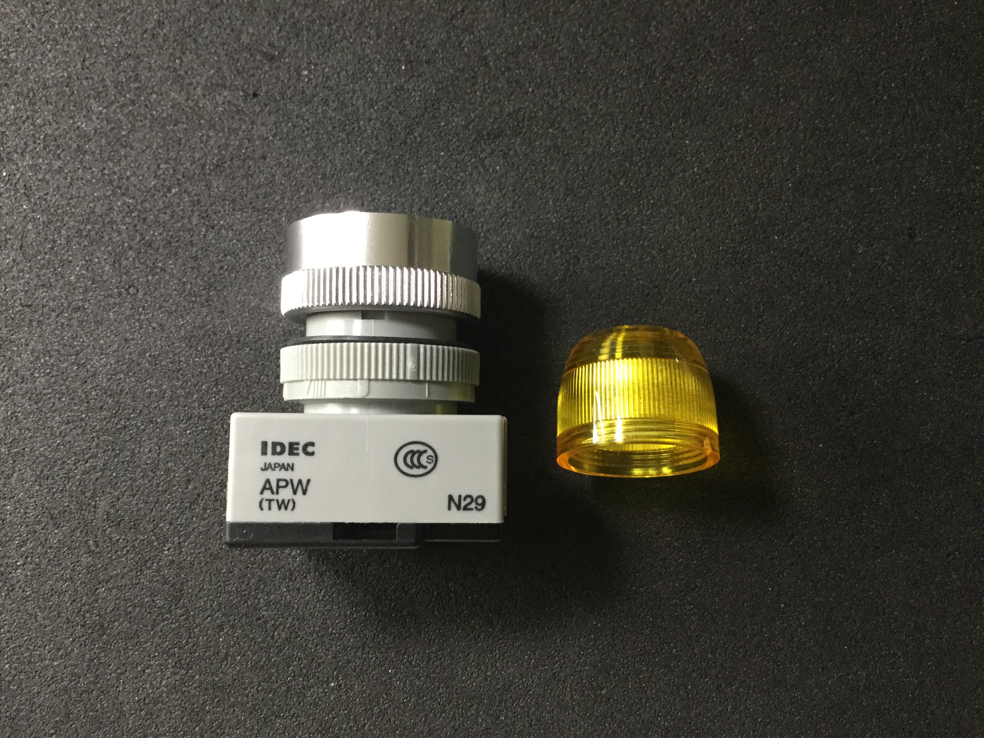 APW222DY