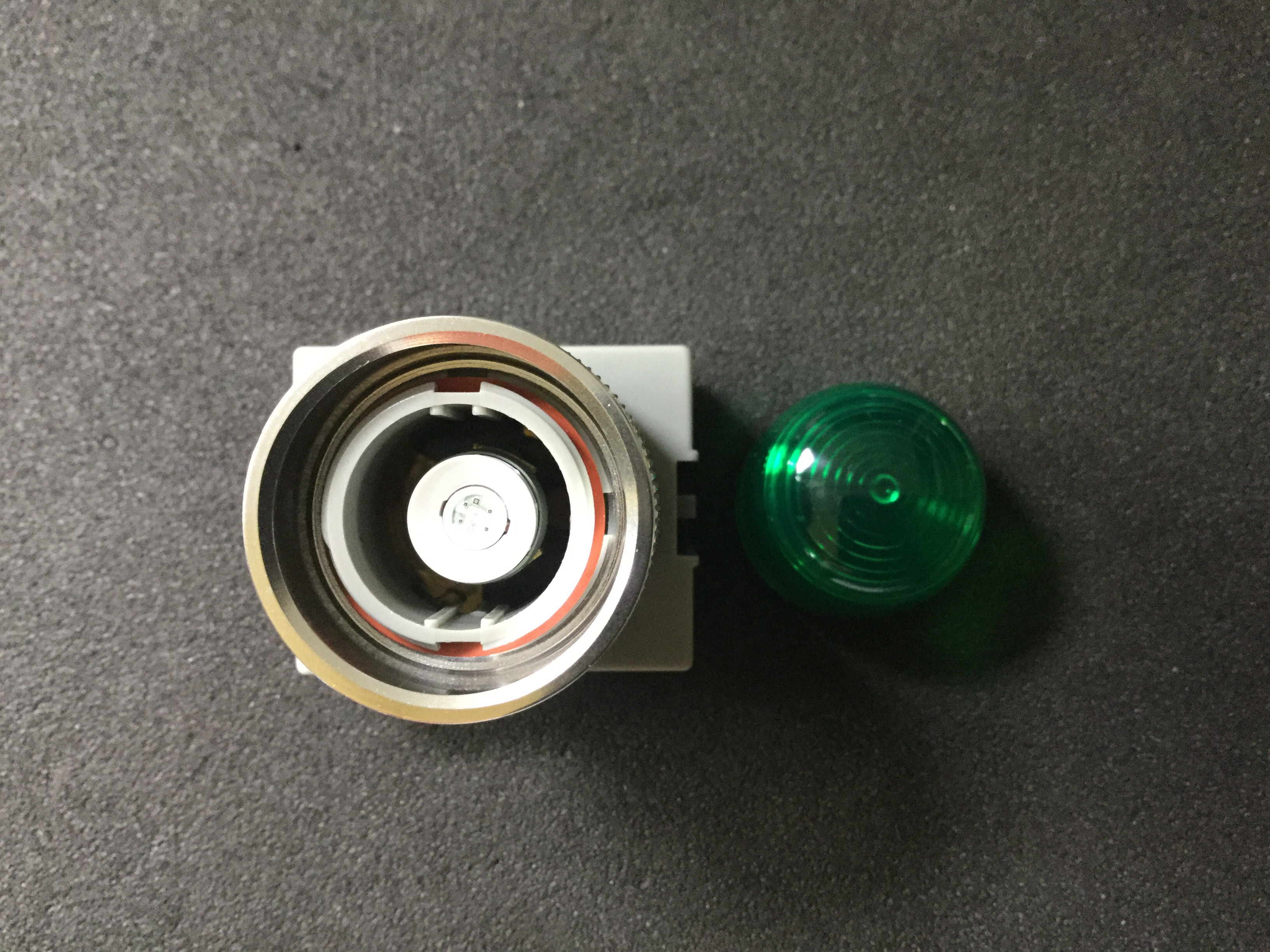 APW222DG