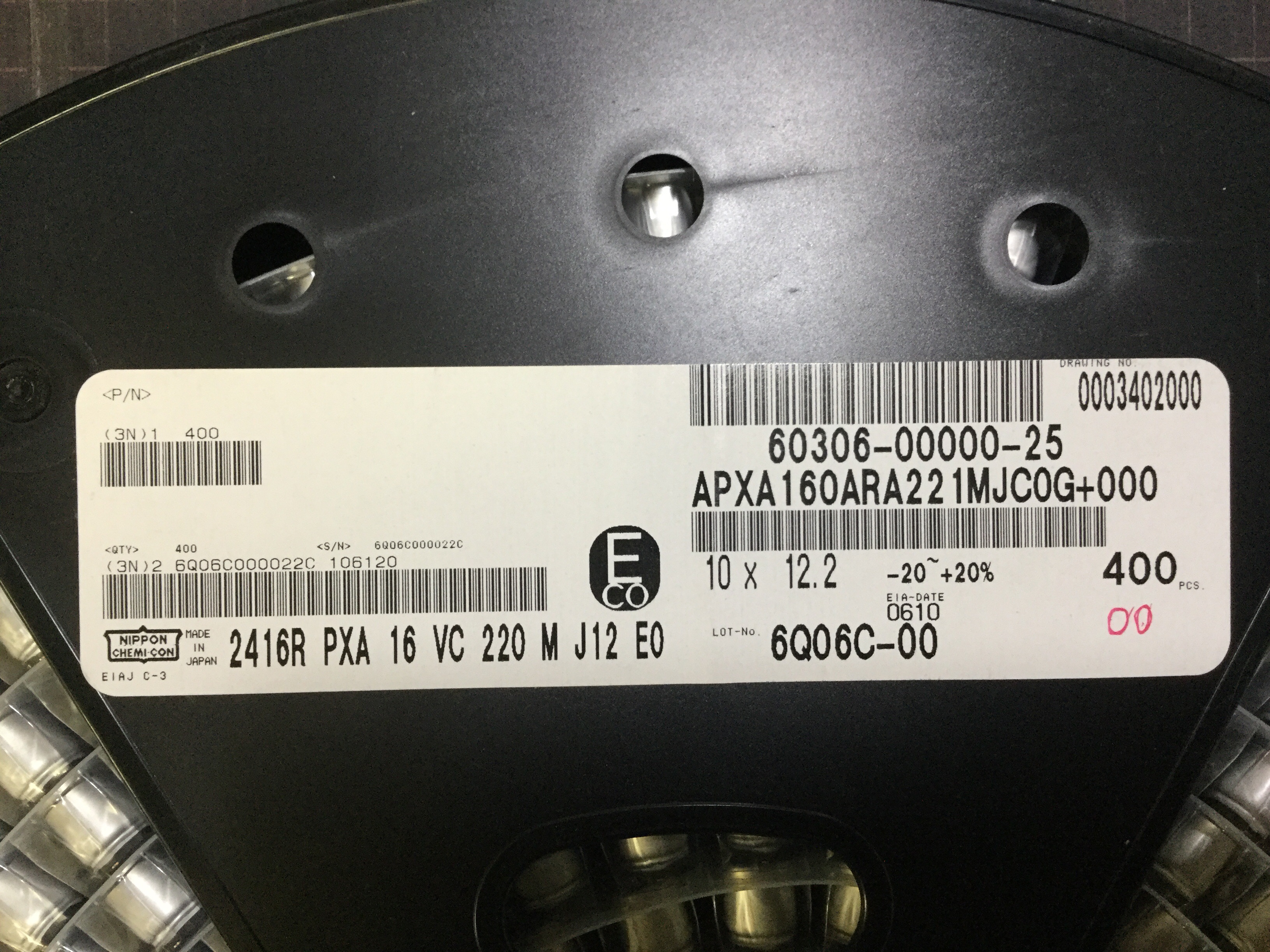 APXA160ARA221MJC0G