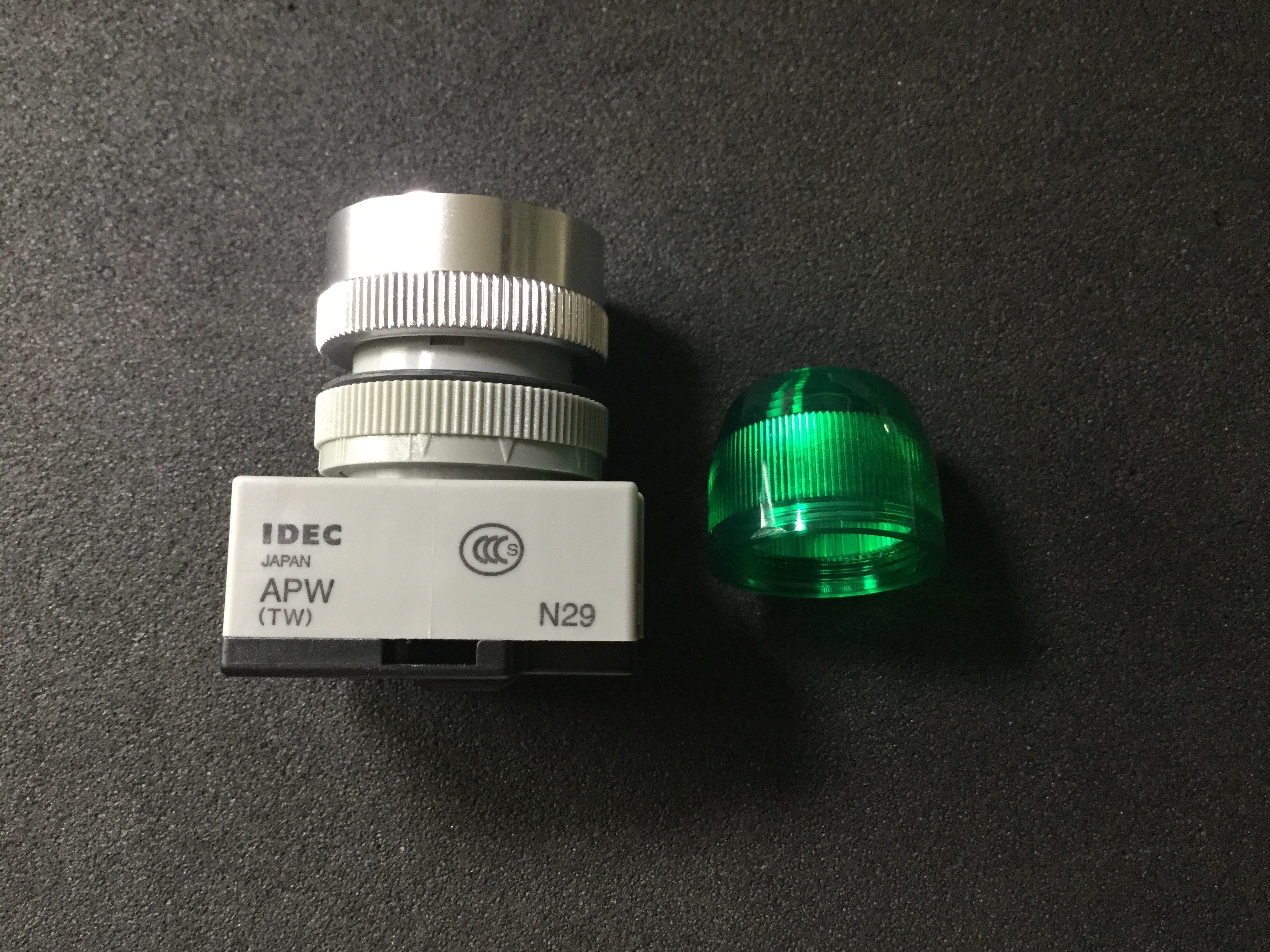 APW222DG