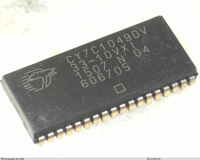 CY7C1049DV3310VX1