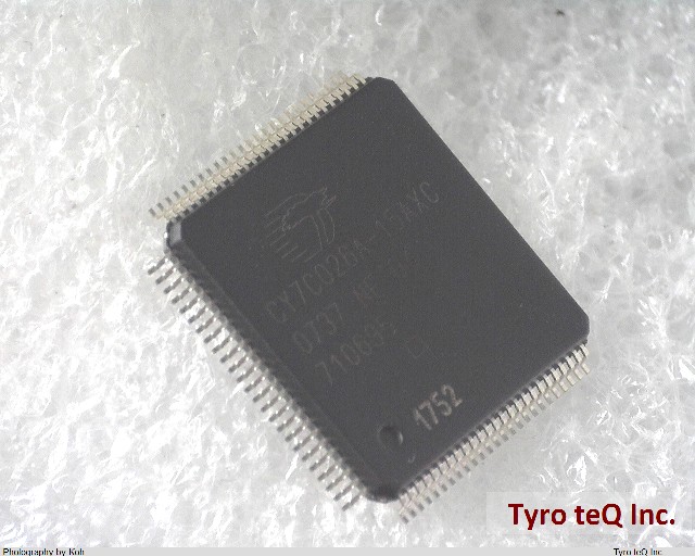 CY7C026A-15AXC
