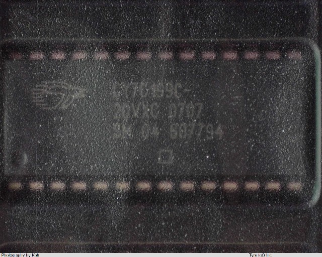 CY7C199C-20VXCT
