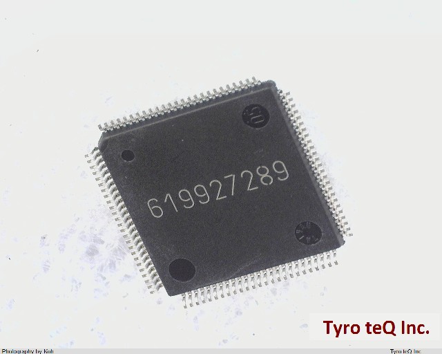 CY7C008-20AC