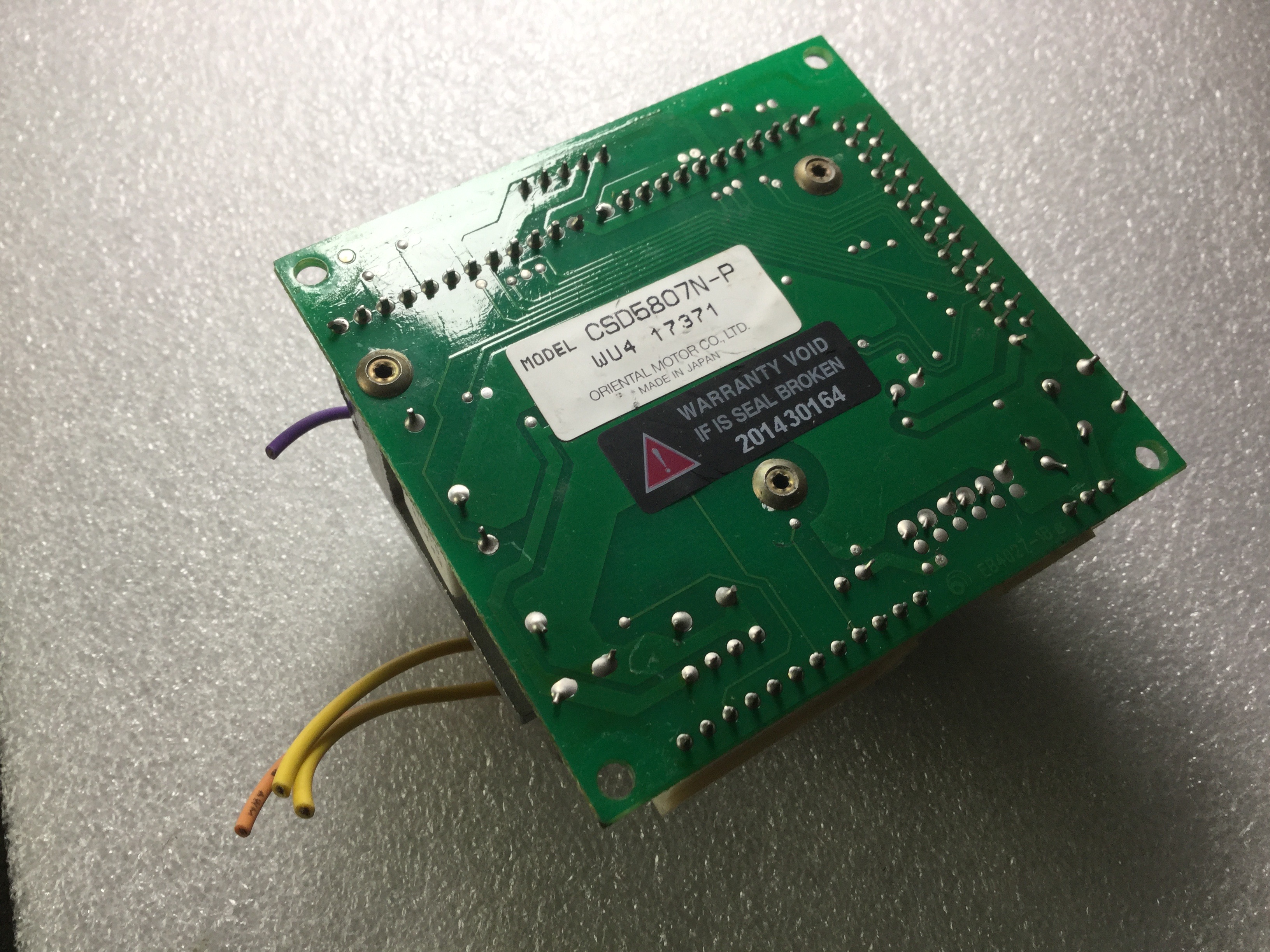CSD5807N-P