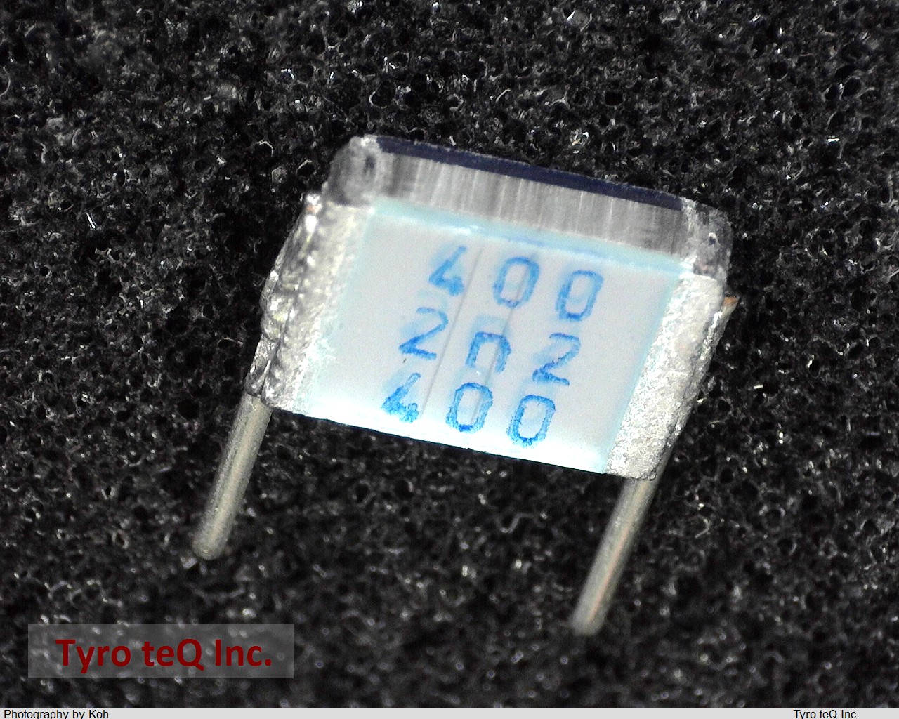 B32520E6222K289