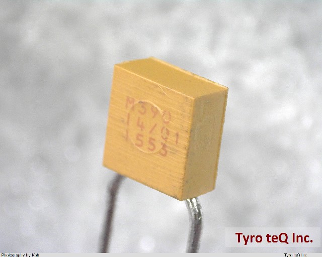 CKR05BX104KR