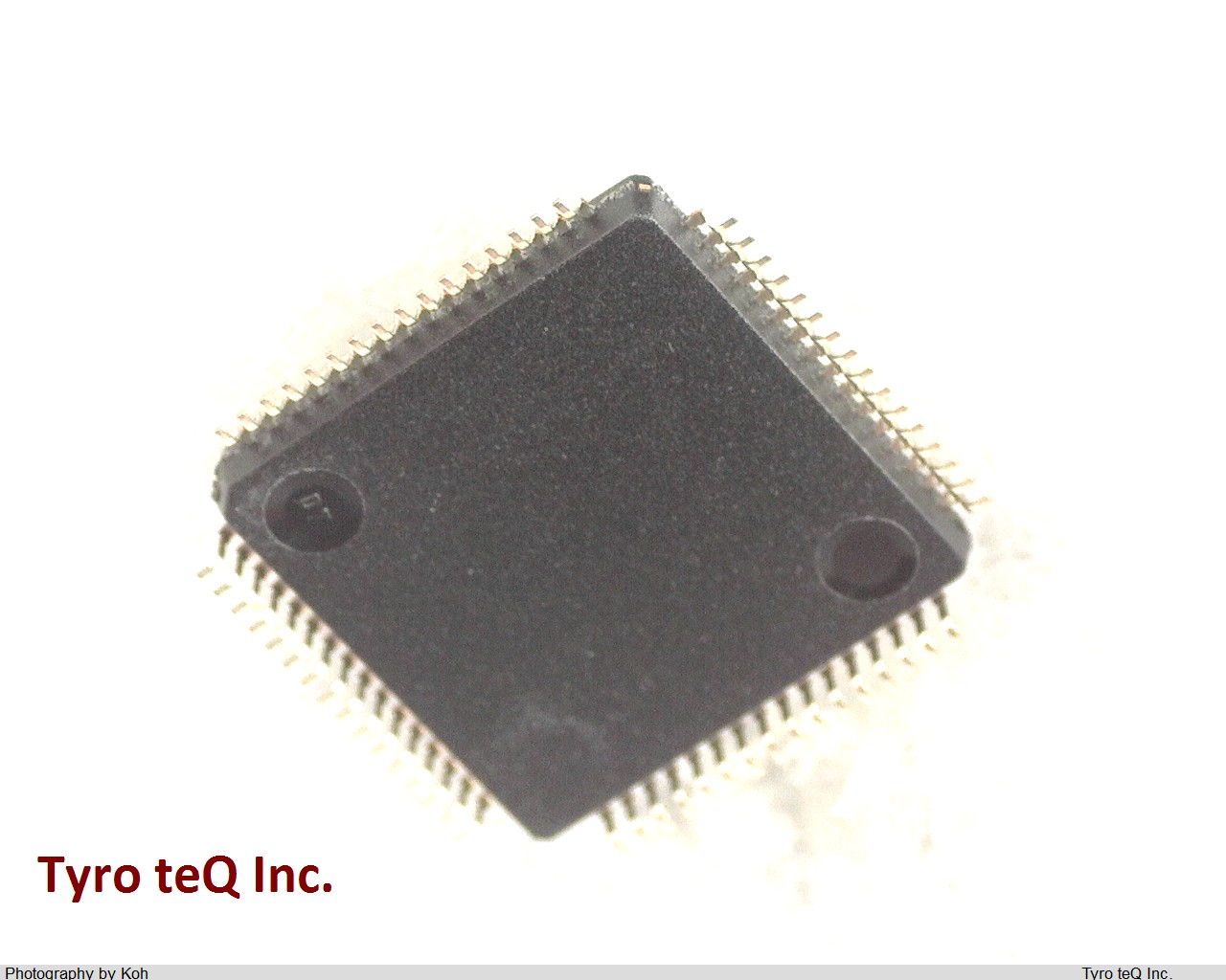 CXD1261AR