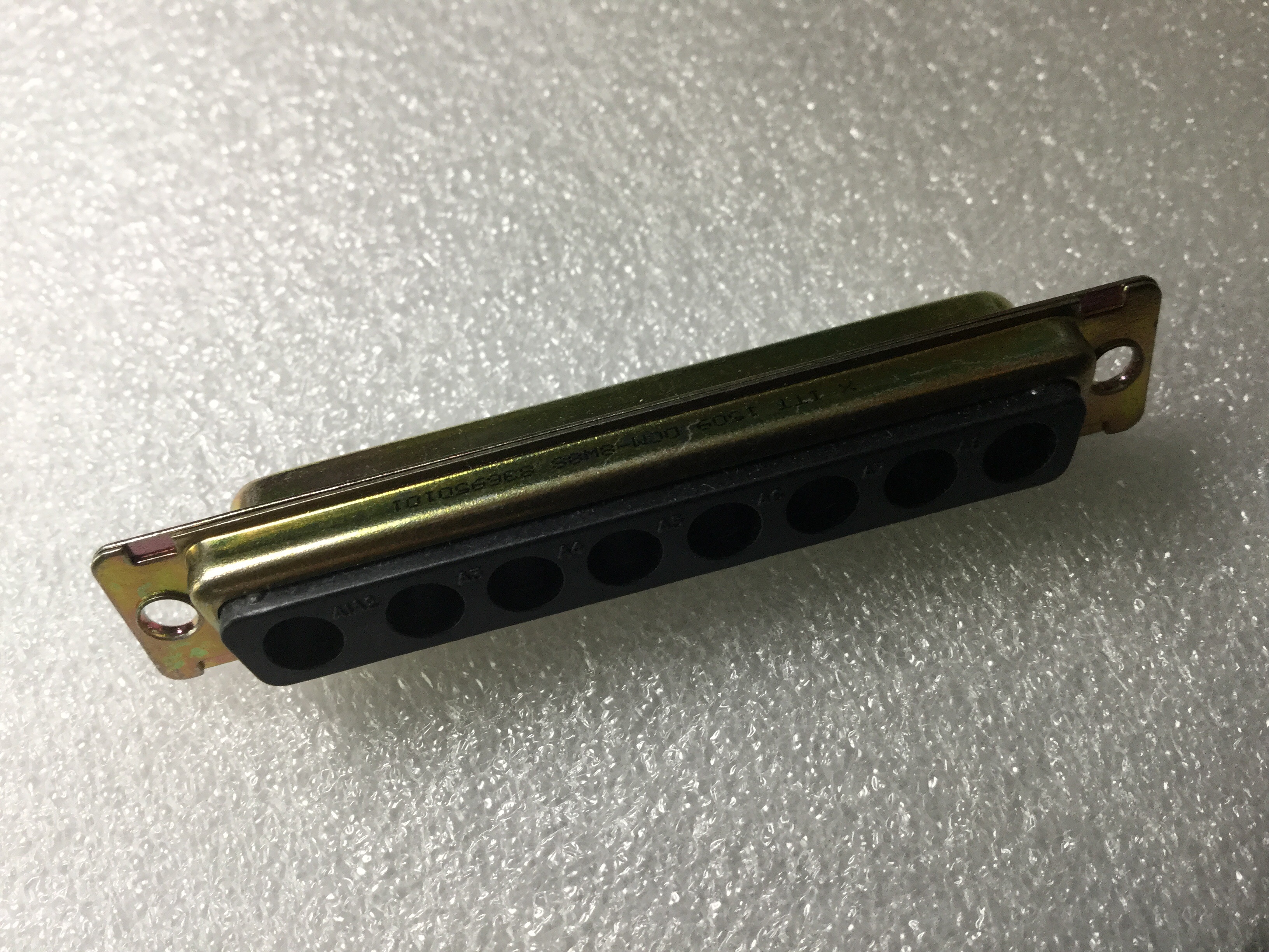 DCM-8W8S