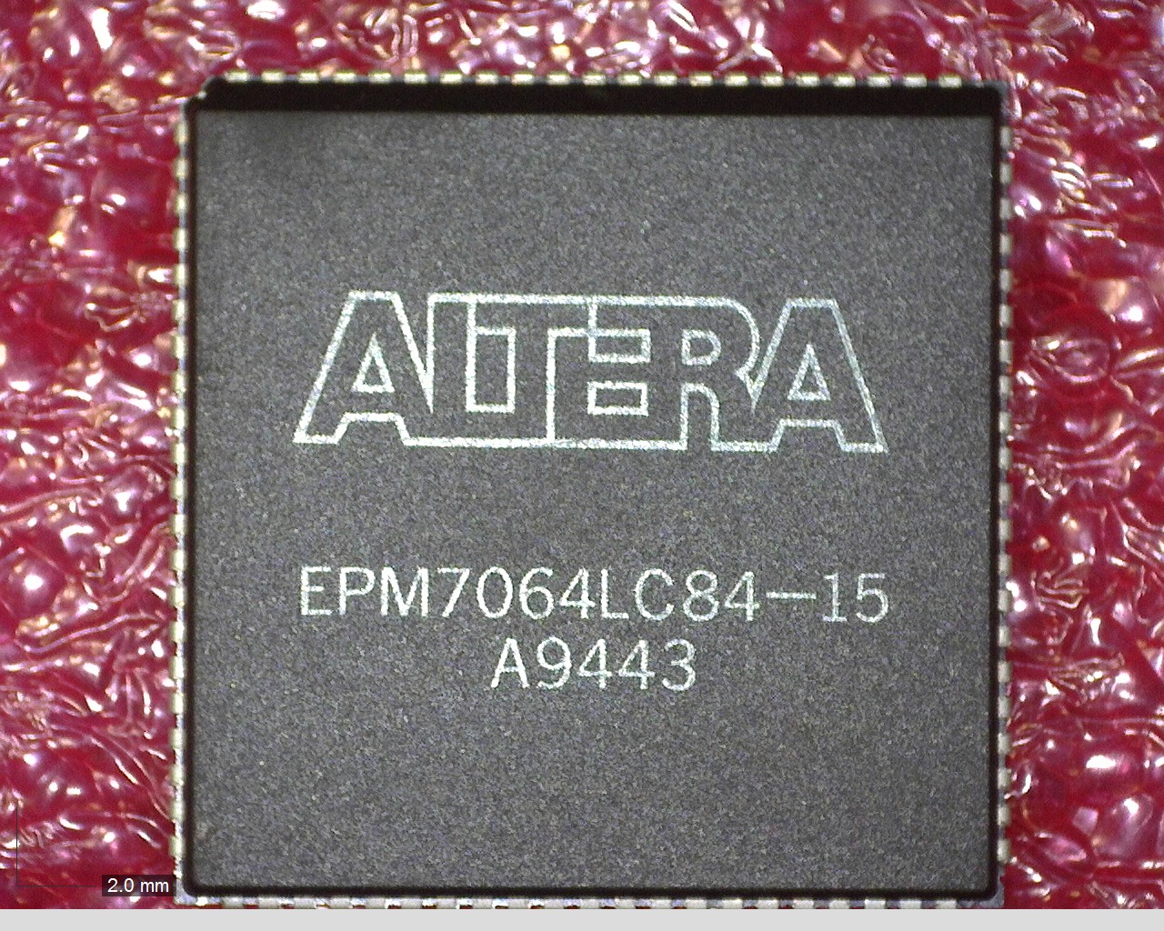 EPM7064LC84-15