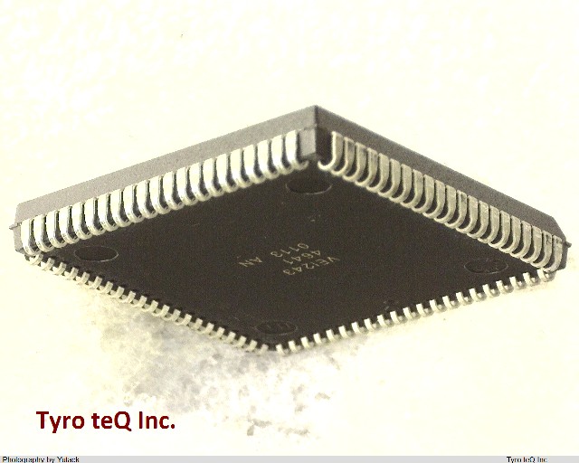 EPM7128SLC84-10