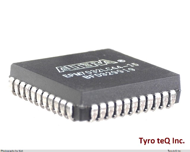 EPM7032LC44-15