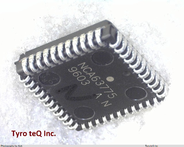 EPM7064LC44-7